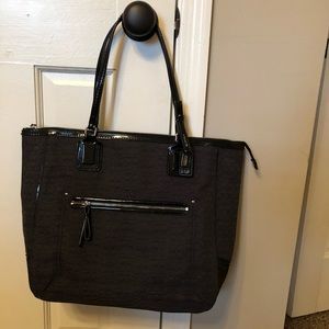 Signature coach black tote purse